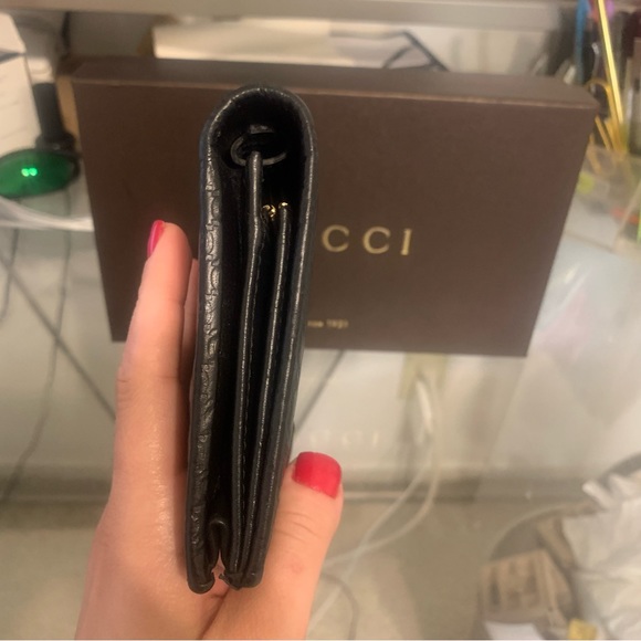 Authentic Gucci Microgussima Monogram Logo Soft Margaux Leather Trifold Wallet - Picture 5 of 15